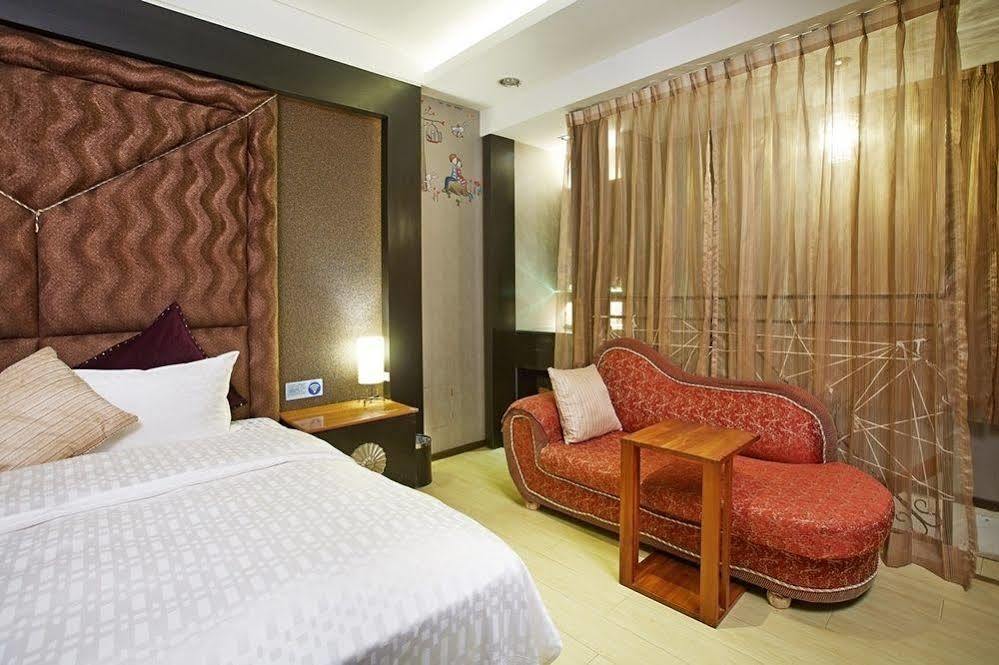 Liujia Prague Spring Boutique Motel מראה חיצוני תמונה